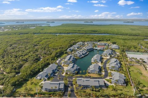 Copropriété à vendre à Hutchinson Island South, Floride: 2 chambres, 135.27 m2 № 2181816 - photo 9