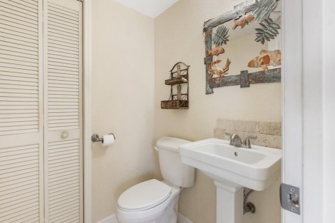 Copropriété à vendre à Hutchinson Island South, Floride: 2 chambres, 135.27 m2 № 2181816 - photo 23