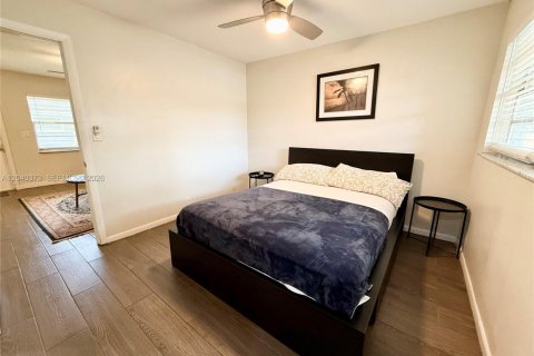 House in Fort Lauderdale, Florida 1 bedroom, 55.74 sq.m. № 2086629 - photo 7