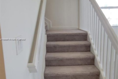 Touwnhouse à vendre à Homestead, Floride: 3 chambres, 157.47 m2 № 1959800 - photo 8