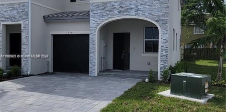 Touwnhouse à Homestead, Floride 3 chambres, 157.47 m2 № 1959800