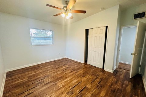 Casa en alquiler en Orlando, Florida, 3 dormitorios, 117.89 m2 № 2109146 - foto 5