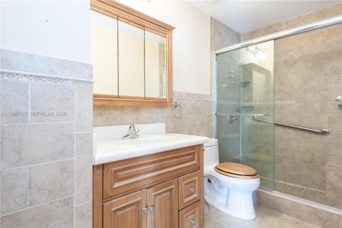 Casa en venta en Miami, Florida, 3 dormitorios, 128.67 m2 № 2058268 - foto 12