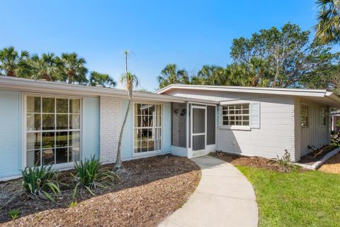 House in Sarasota, Florida 3 bedrooms, 131.18 sq.m. № 1662247 - photo 3