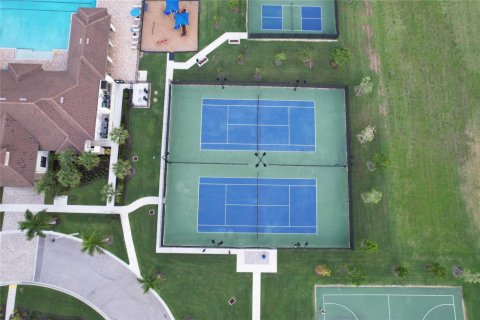 House in Fort Myers, Florida 3 bedrooms, 172.05 sq.m. № 1188543 - photo 1