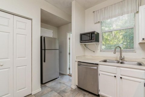 Copropriété à vendre à Gainesville, Floride: 2 chambres, 108.88 m2 № 1838004 - photo 9