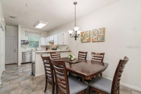 Copropriété à vendre à Gainesville, Floride: 2 chambres, 108.88 m2 № 1838004 - photo 12