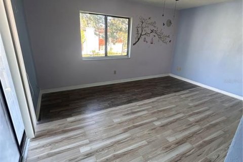 Townhouse in South Daytona, Florida 2 bedrooms, 122.72 sq.m. № 2114385 - photo 13