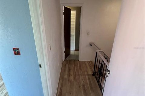 Townhouse in South Daytona, Florida 2 bedrooms, 122.72 sq.m. № 2114385 - photo 17