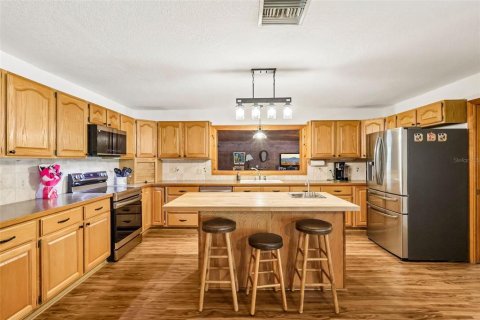 Купить виллу или дом в Бушнелл, Флорида 5 комнат, 413.51м2, № 2117568 - фото 15