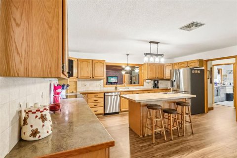 Купить виллу или дом в Бушнелл, Флорида 5 комнат, 413.51м2, № 2117568 - фото 16