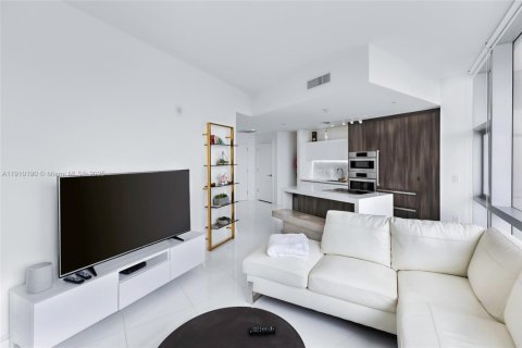 Купить кондоминиум в Майами, Флорида 1 спальня, 86.31м2, № 2185829 - фото 7