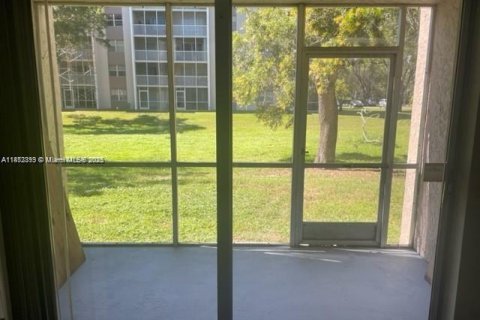 Copropriété à vendre à Coral Springs, Floride: 1 chambre, 77.57 m2 № 1980666 - photo 4