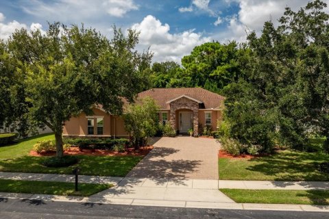 Casa en venta en Oviedo, Florida, 3 dormitorios, 187.38 m2 № 1902791 - foto 1