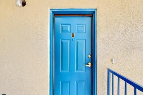 Apartment in Kissimmee, Florida 3 bedrooms, 104.24 sq.m. № 2228493 - photo 3