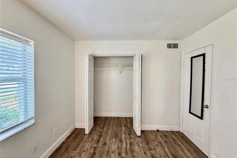 Condo in Tampa, Florida, 1 bedroom  № 1652311 - photo 10
