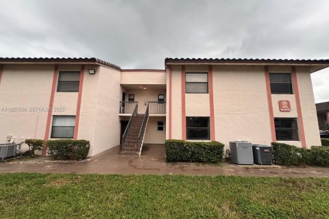 Condominio en Miami, Florida, 3 dormitorios  № 1988127