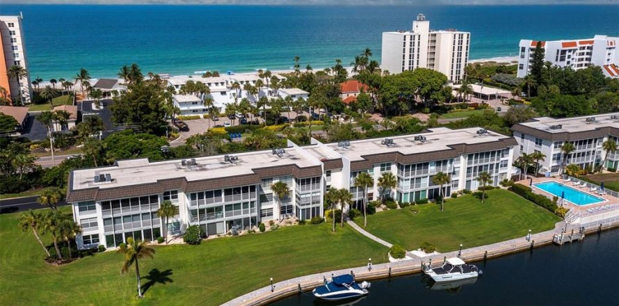 Condominio en Longboat Key, Florida, 1 dormitorio № 2137901