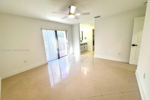 Condominio en alquiler en Doral, Florida, 3 dormitorios, 123.56 m2 № 2007920 - foto 15