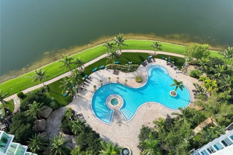 Copropriété à louer à Sunrise, Floride: 3 chambres, 143.63 m2 № 1812153 - photo 17