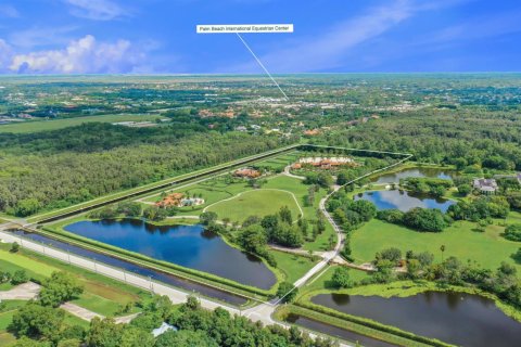 Apartment in Wellington, Florida 6 bedrooms, 2455.41 sq.m. № 2186972 - photo 8