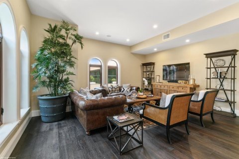 Apartment in Wellington, Florida 6 bedrooms, 2455.41 sq.m. № 2186972 - photo 21
