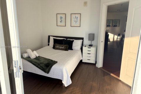 Condominio en venta en Miami, Florida, 2 dormitorios, 102.66 m2 № 2028479 - foto 11