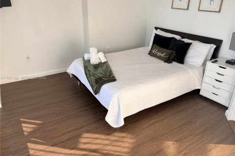 Condominio en venta en Miami, Florida, 2 dormitorios, 102.66 m2 № 2028479 - foto 10