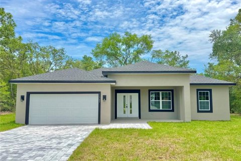 House in Citrus Springs, Florida 3 bedrooms, 142.05 sq.m. № 2109763