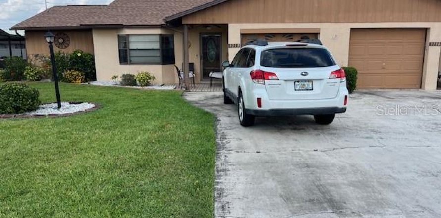 Duplex in Sebring, Florida 2 bedrooms, 115.38 sq.m. № 1791975