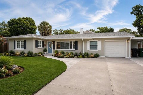 House in Tampa, Florida 3 bedrooms, 146.14 sq.m. № 2133291