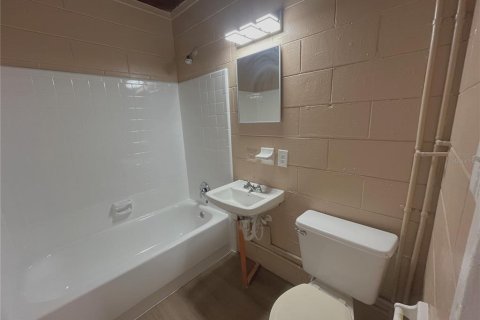 Apartamento en alquiler en Orlando, Florida, 2 dormitorios, 51.93 m2 № 1905379 - foto 2