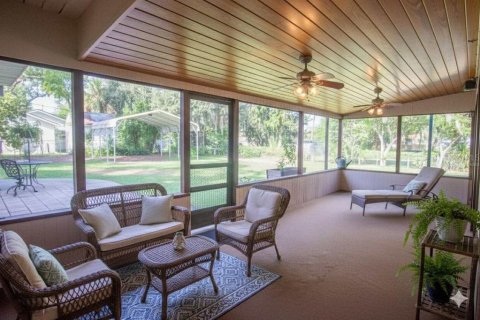 House in Sanford, Florida 5 bedrooms, 207.17 sq.m. № 1905015 - photo 5