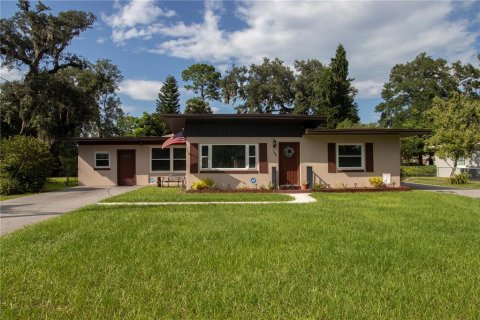 House in Sanford, Florida 5 bedrooms, 207.17 sq.m. № 1905015 - photo 6