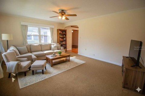 House in Sanford, Florida 5 bedrooms, 207.17 sq.m. № 1905015 - photo 17