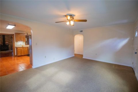 House in Sanford, Florida 5 bedrooms, 207.17 sq.m. № 1905015 - photo 15