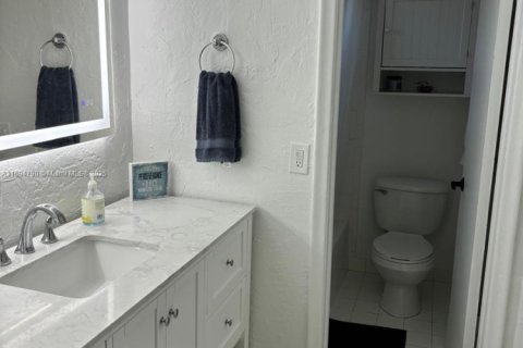 Condominio en venta en Pinecrest, Florida, 2 dormitorios, 103.12 m2 № 1862288 - foto 8