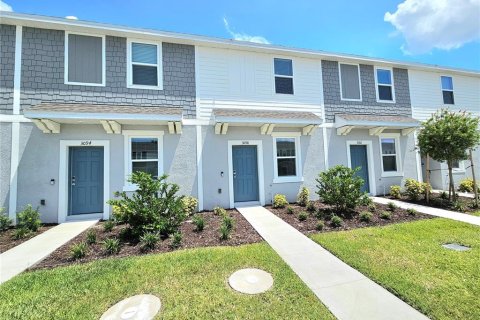 Touwnhouse à Poinciana, Floride 2 chambres, 113.25 m2 № 2364691