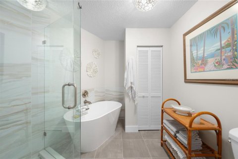 Condo in Vero Beach, Florida, 3 bedrooms  № 1807542 - photo 9