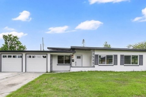 Villa ou maison à Orlando, Floride 3 chambres, 144.56 m2 № 2100126
