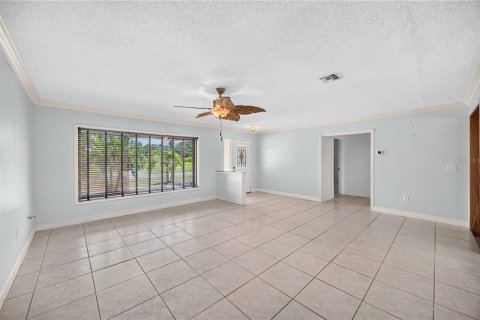 Villa ou maison à vendre à Rotonda, Floride: 3 chambres, 170.75 m2 № 2299489 - photo 5