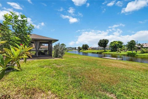 Villa ou maison à vendre à Rotonda, Floride: 3 chambres, 170.75 m2 № 2299489 - photo 28