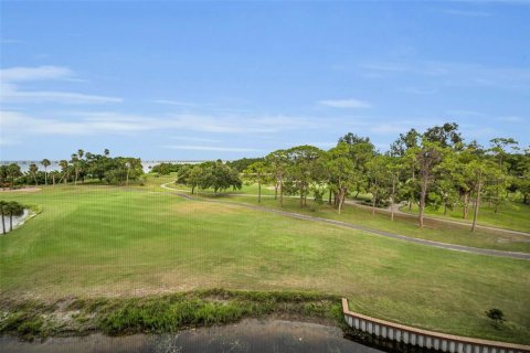 Condo in Clearwater, Florida, 1 bedroom  № 1866890 - photo 25