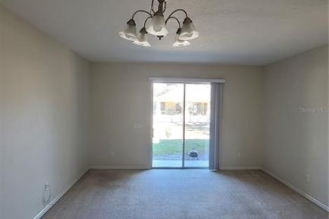 Touwnhouse à louer à Riverview, Floride: 2 chambres, 104.05 m2 № 2105629 - photo 3