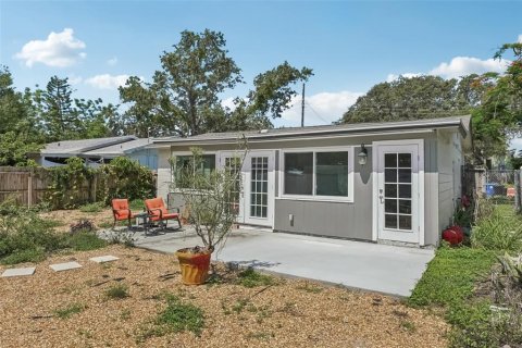 House in Saint Petersburg, Florida 2 bedrooms, 81.2 sq.m. № 1831982 - photo 28