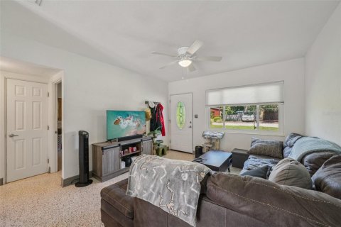 House in Saint Petersburg, Florida 2 bedrooms, 81.2 sq.m. № 1831982 - photo 7