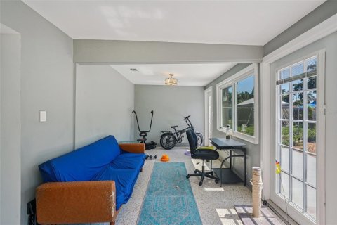 House in Saint Petersburg, Florida 2 bedrooms, 81.2 sq.m. № 1831982 - photo 16
