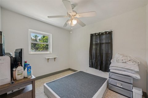 House in Saint Petersburg, Florida 2 bedrooms, 81.2 sq.m. № 1831982 - photo 24