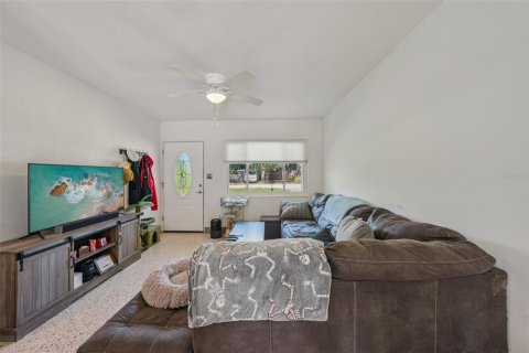 House in Saint Petersburg, Florida 2 bedrooms, 81.2 sq.m. № 1831982 - photo 6