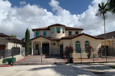 Купить виллу или дом в Майами, Флорида 4 спальни, 225.38м2, № 1939672 - фото 2